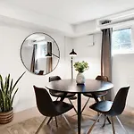 Charm 3 - Cozy 1-bdr With Shared Garden *