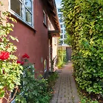 Charm 3 - Cozy 1-bdr With Shared Garden Lejlighed *