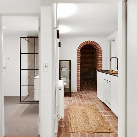 Sanders Charm - Cozy One-bedroom With Shared Garden Copenhagen